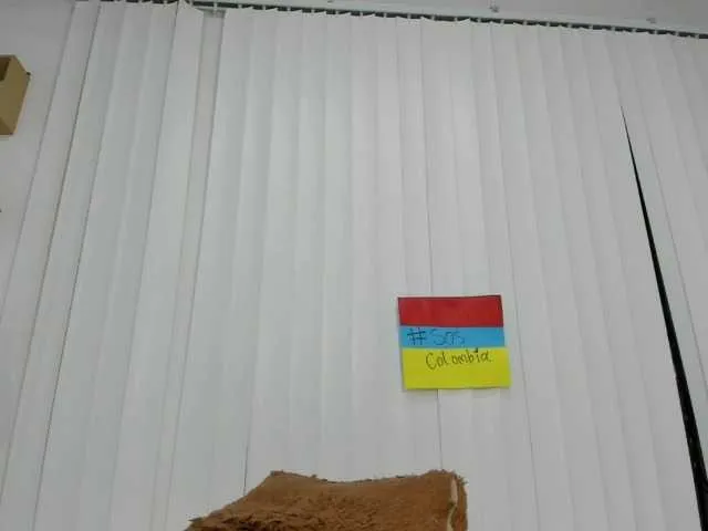 Live sex webcam photo for Merida- #243084253