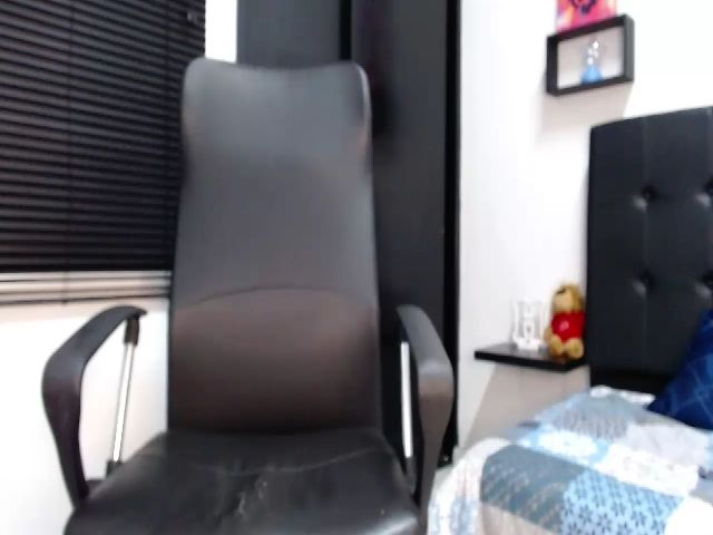 Live sex webcam photo for Sofi_Ar #264692287