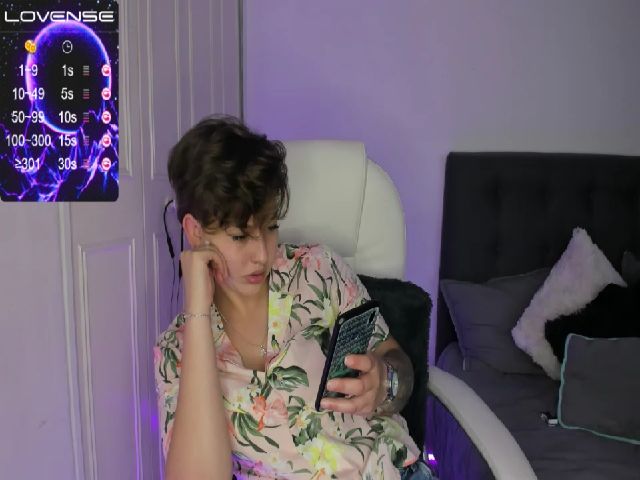 Live sex webcam photo for SalemJimenez #259068627