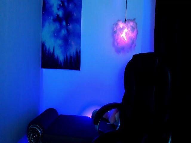 Live sex webcam photo for Angelsiinner #264283954