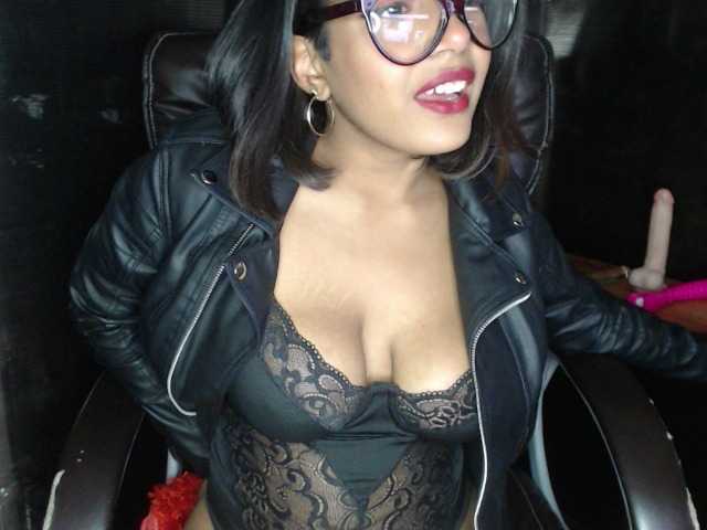 Live sex webcam photo for mariamlemoure #241183320