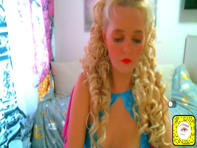 Live sex webcam photo for ChristiRoses #264969919