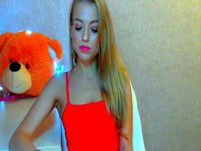 Live sex webcam photo for Hollyda #263416762