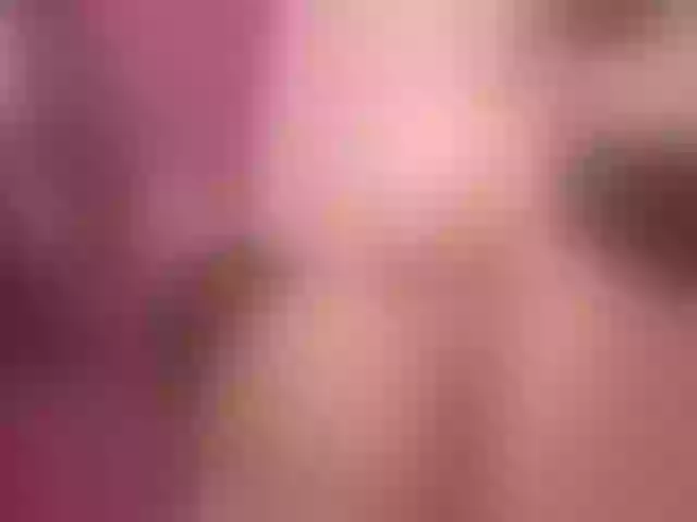Live sex webcam photo for Arianaskysexx #259145990