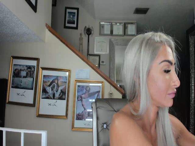 Live sex webcam photo for ADRIANA_FOX #261837681