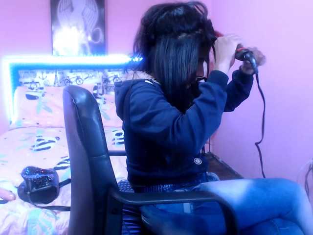 Live sex webcam photo for marilyn-eas #247923001