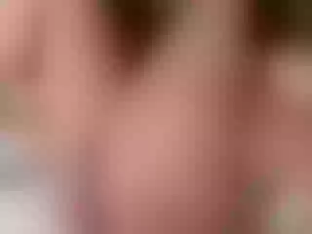Live sex webcam photo for AnnieMiller- #241412409