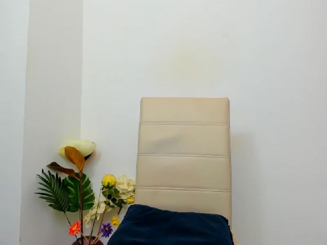 Live sex webcam photo for TheBestEverxx #255398244