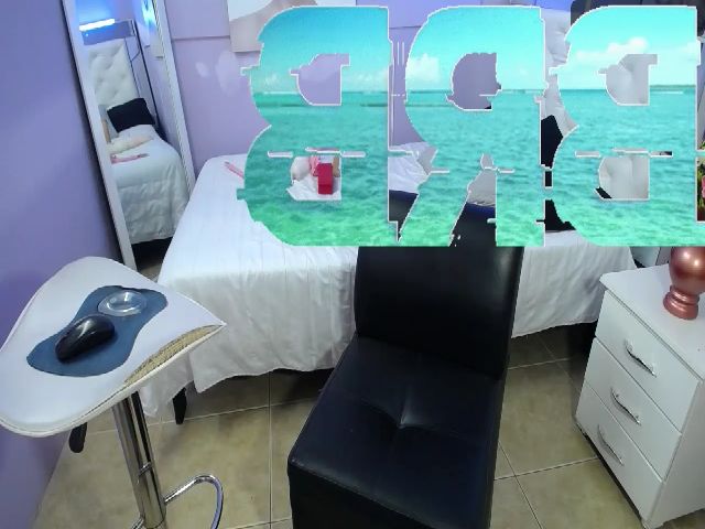 Live sex webcam photo for Martina_ferer #256370412