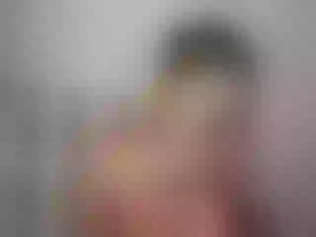 Live sex webcam photo for OnlyLou #261604515