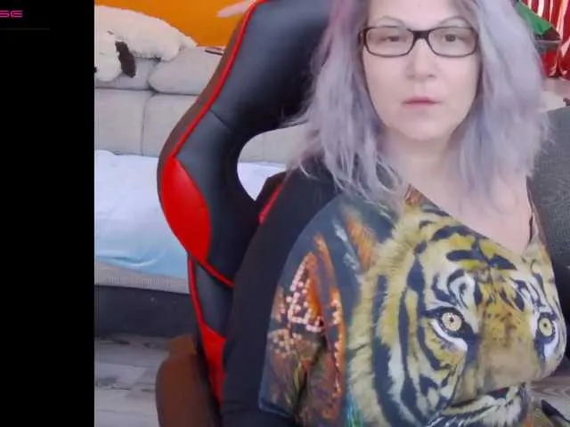Live sex webcam photo for Lisabigtits #241268533