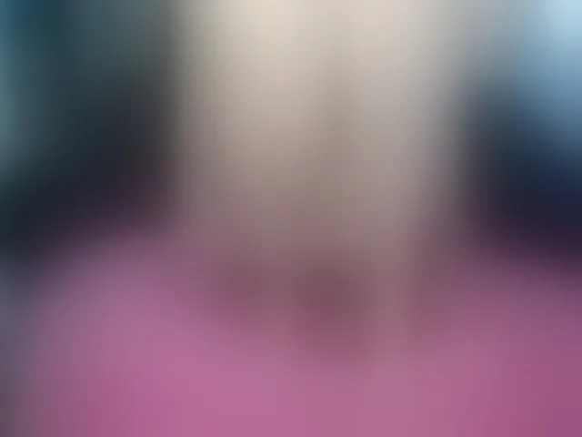 Live sex webcam photo for KinkyKortney #261336729