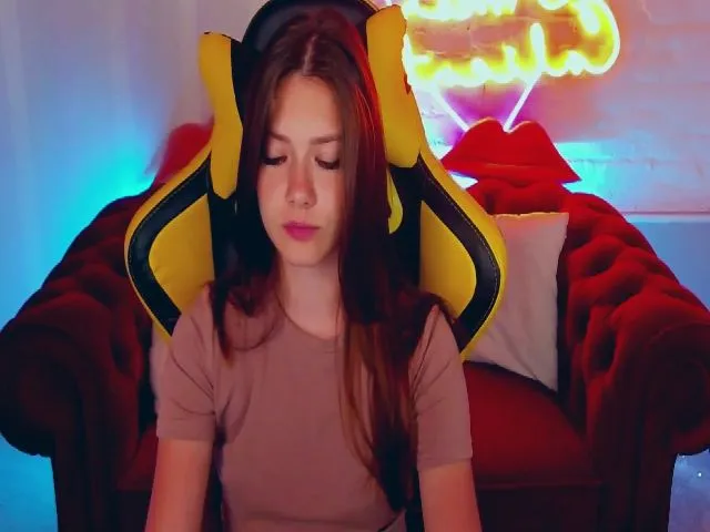 Live sex webcam photo for ReginaVin #255883465