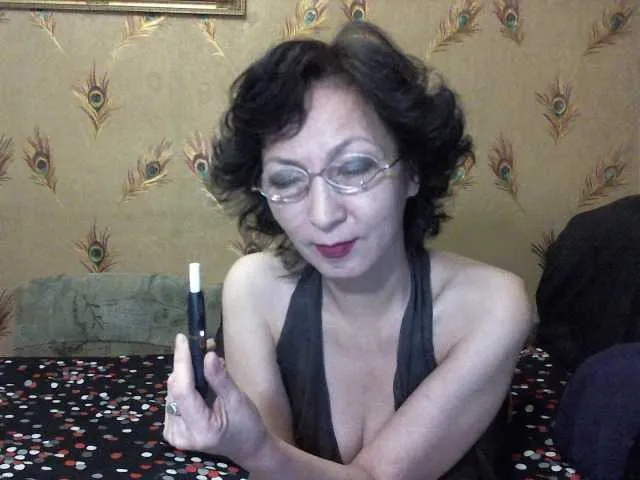 Live sex webcam photo for Elia-Asia #243038263