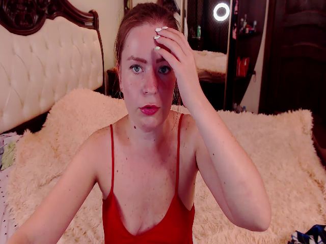 Live sex webcam photo for LizzyMayers #252284678