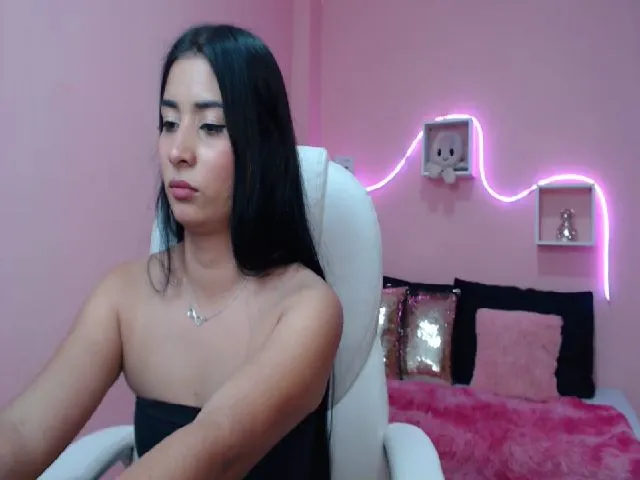 Live sex webcam photo for Hanna_milano #253183226