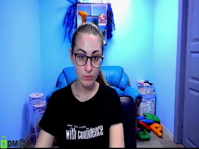 Live sex webcam photo for Tifany_Flin #252824479