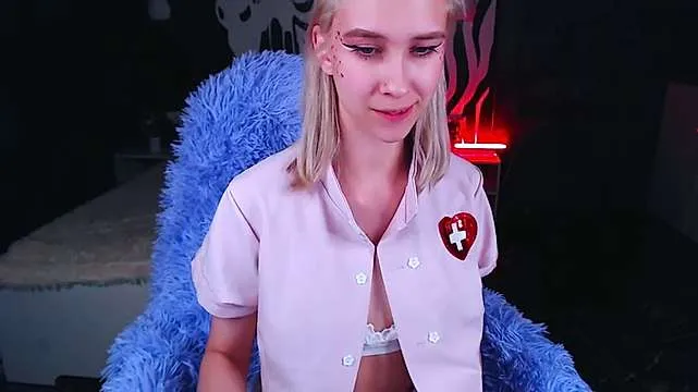 Live sex webcam photo for HayleyRay #244902877