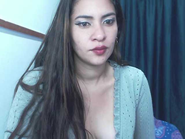 Live sex webcam photo for SALOME-69 #246155068