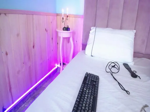Live sex webcam photo for HardorDie #258269899