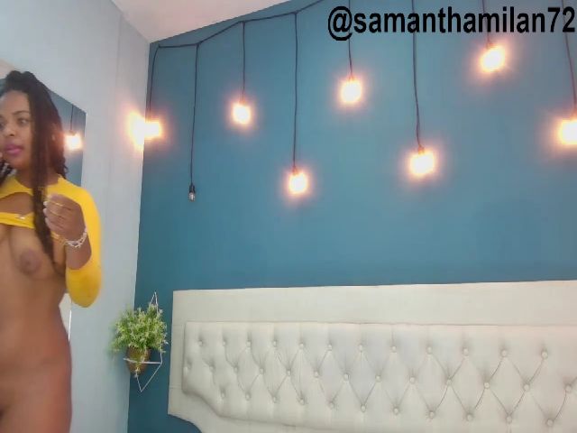 Live sex webcam photo for Samanthamilan #263388672