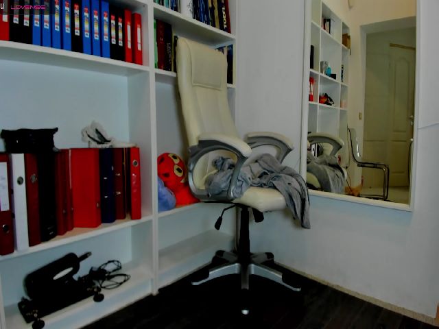 Live sex webcam photo for Crazy_Jenny #260737490