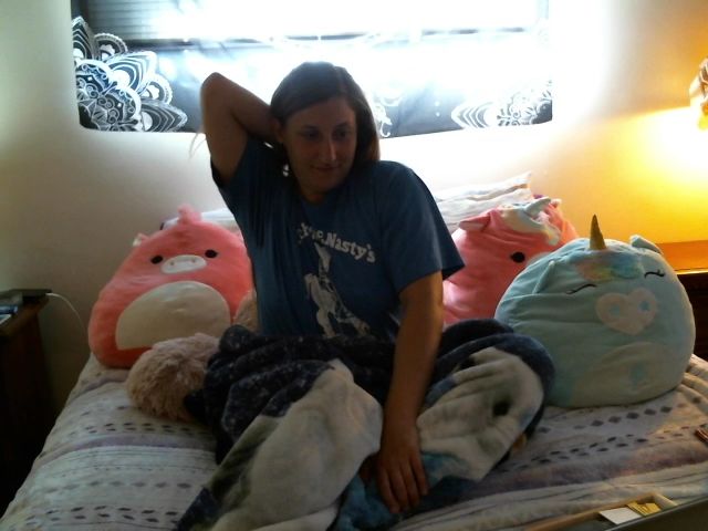 Live sex webcam photo for SuzieMoon #255688519