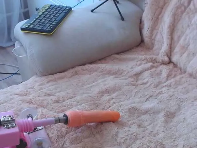 Live sex webcam photo for Sunny-Rose #246239055