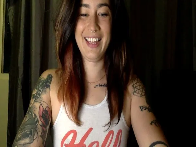 Live sex webcam photo for BillieFox_ #262991647