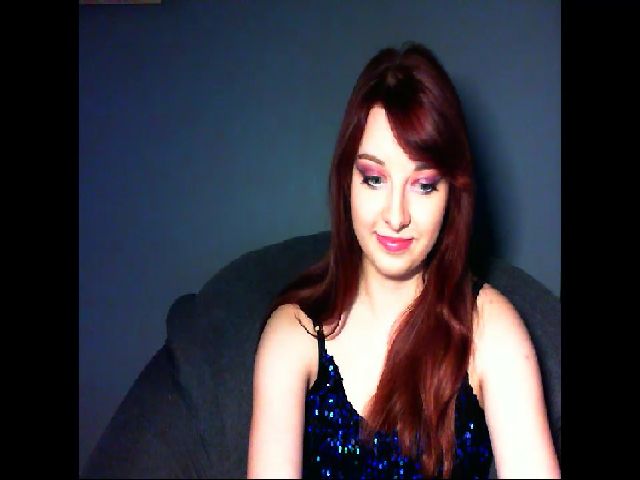 Live sex webcam photo for VirginLuna18 #256375254