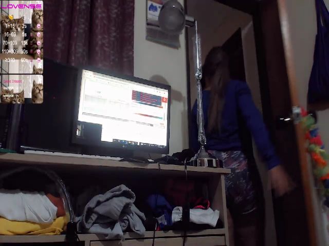 Live sex webcam photo for Meganhill_ #256050373