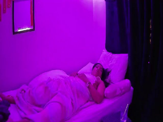 Live sex webcam photo for Brandyebony #253013888