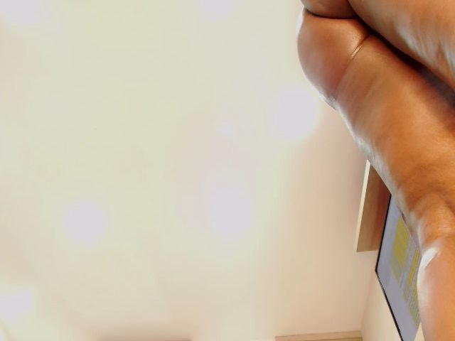 Live sex webcam photo for TamyJhonson #253248839