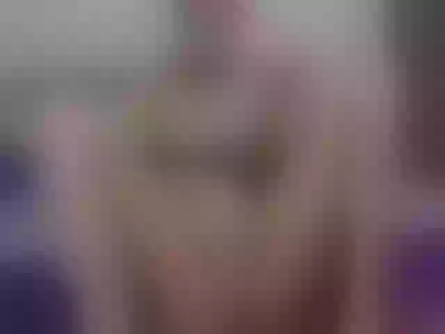 Live sex webcam photo for Kariana_02 #263352169