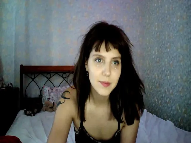 Live sex webcam photo for LiLMasha #253815184