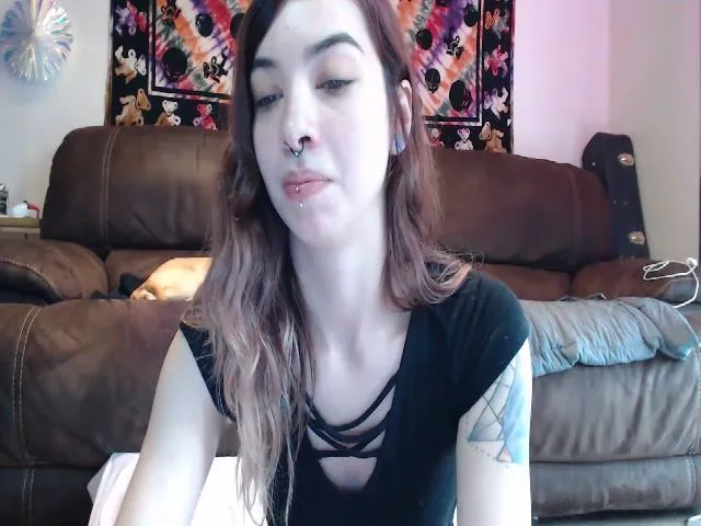 Live sex webcam photo for JaylaBliss #262400458