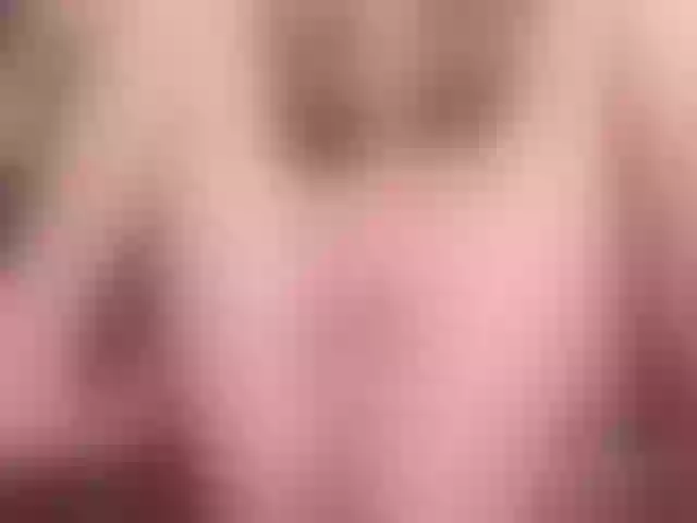 Live sex webcam photo for JenniferLuvv #254411877