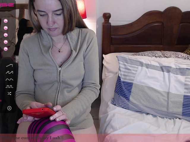 Live sex webcam photo for Sweetnina #247972221