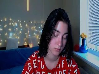 Live sex webcam photo for JenniferGill #251938706