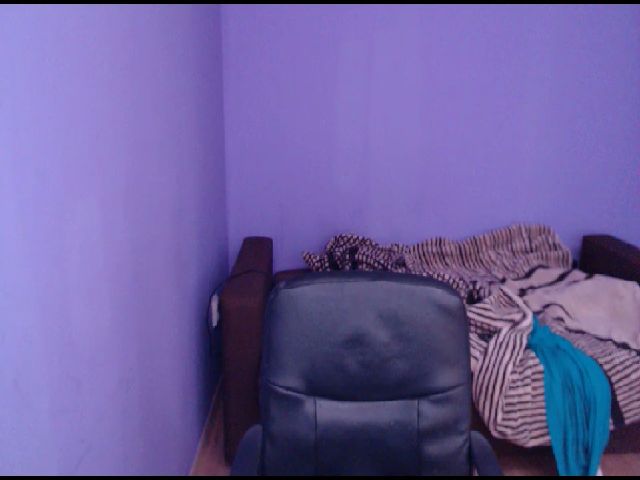 Live sex webcam photo for LoveJulliette #253077058