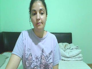 Live sex webcam photo for OneHotty #251681944