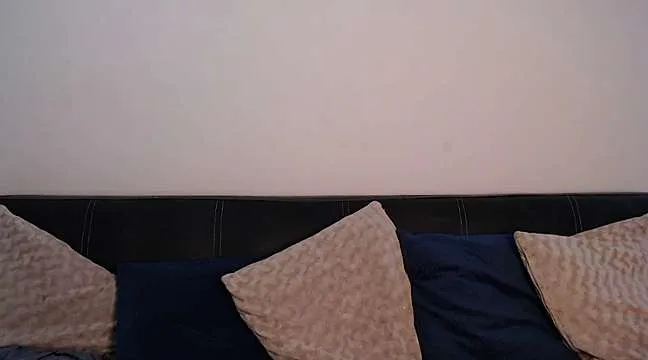 Live sex webcam photo for caro20_martinez #242737699