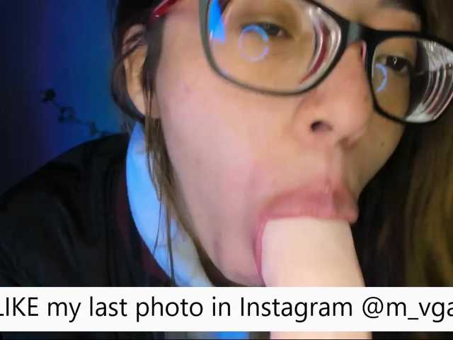 Live sex webcam photo for Charlotte-mwc #248858195