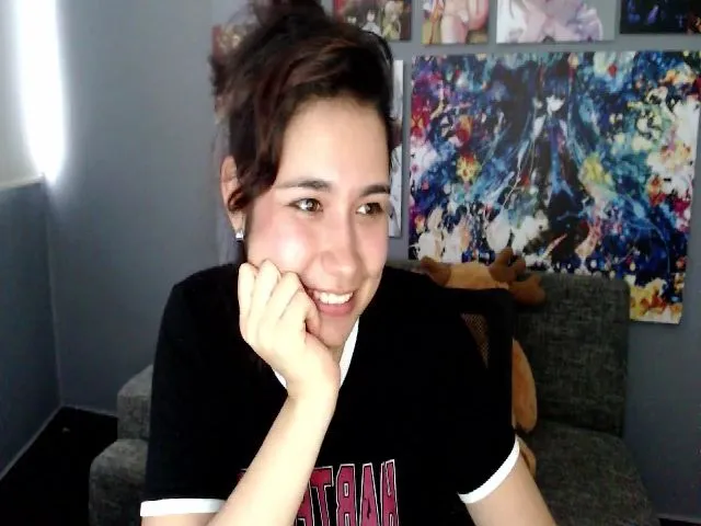 Live sex webcam photo for Jade_leon_ #254582689