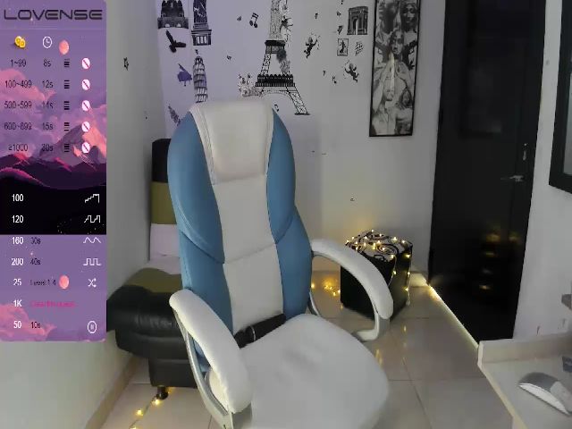 Live sex webcam photo for Valentina_5_ #255442085