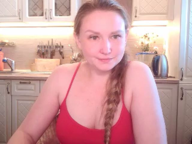 Live sex webcam photo for JaneGrey111 #254987040