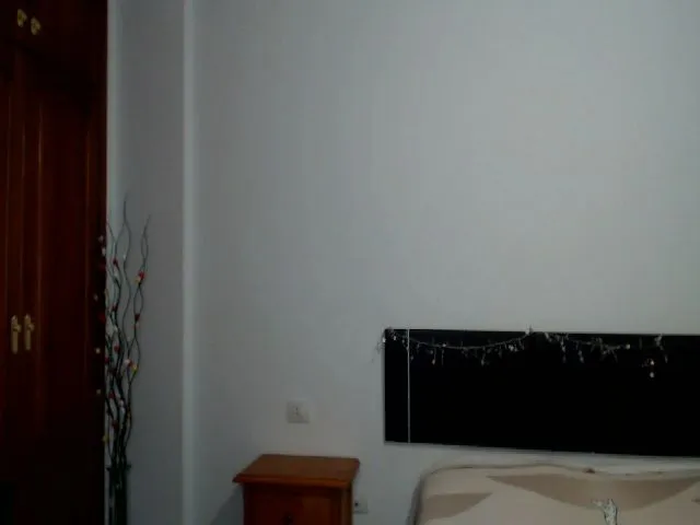 Live sex webcam photo for Deeleerious #255759253