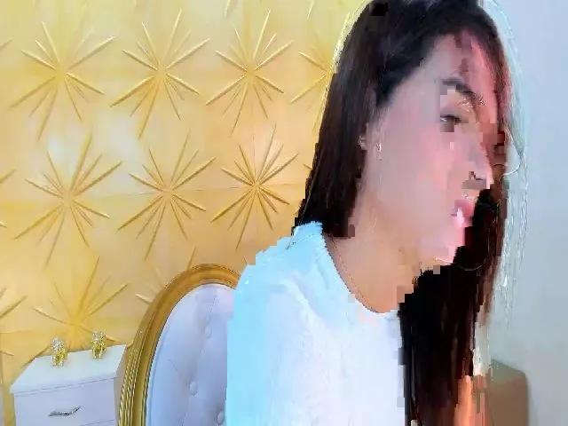 Live sex webcam photo for Tamy_Roman #263931127