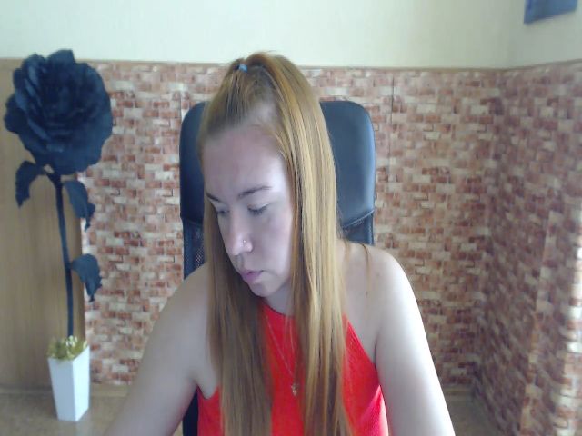 Live sex webcam photo for JiMiola #255926000