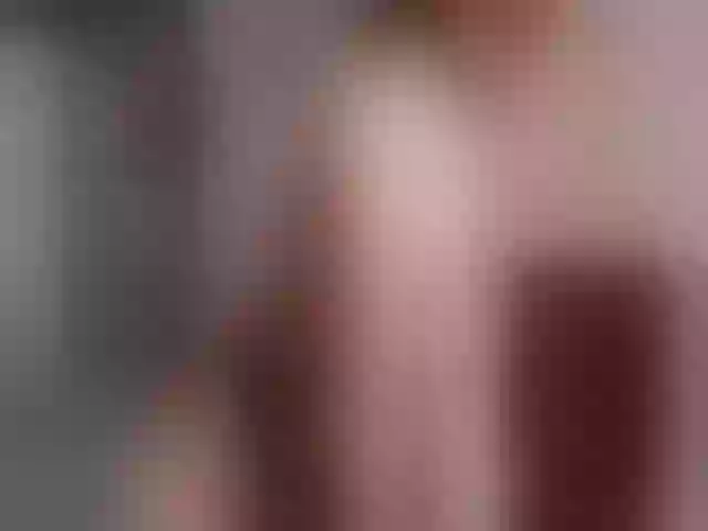Live sex webcam photo for Sun_kissed1 #255872302